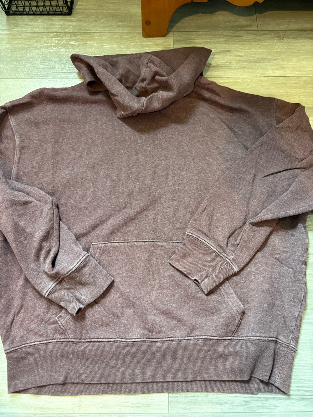 Hooded Pullover Sweatshirt in Mauve Brown